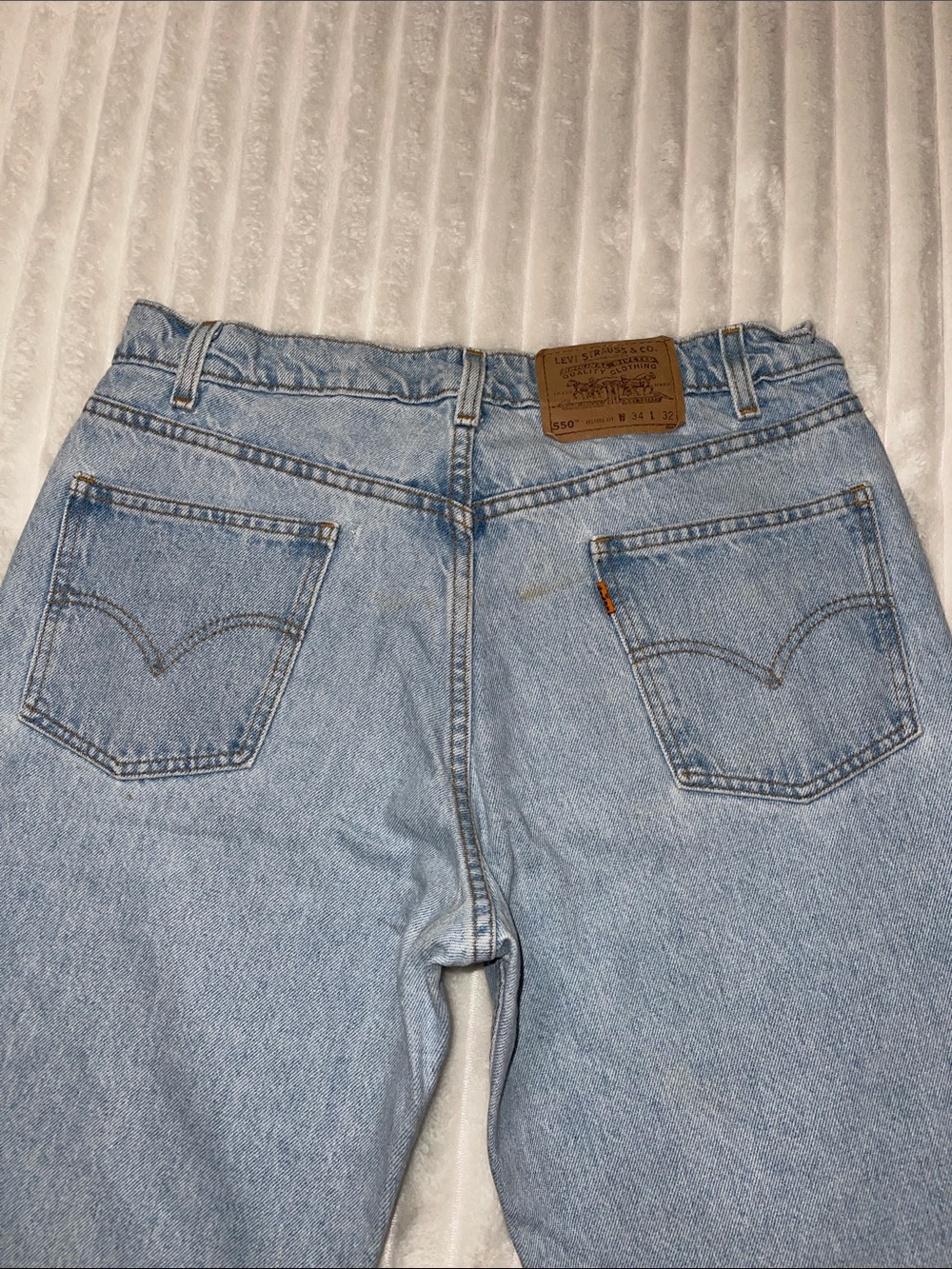 Levi's 550 Vintage Orange Tag Light Blue Straight Jeans | Size 34 - Picture 11 of 14